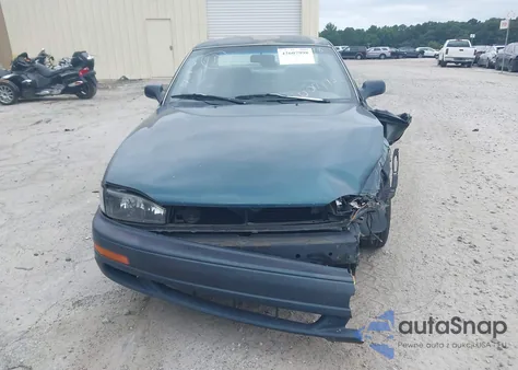 1992 Toyota Camry Le from USA, damaged, VIN 4T1SK12E2NU077952